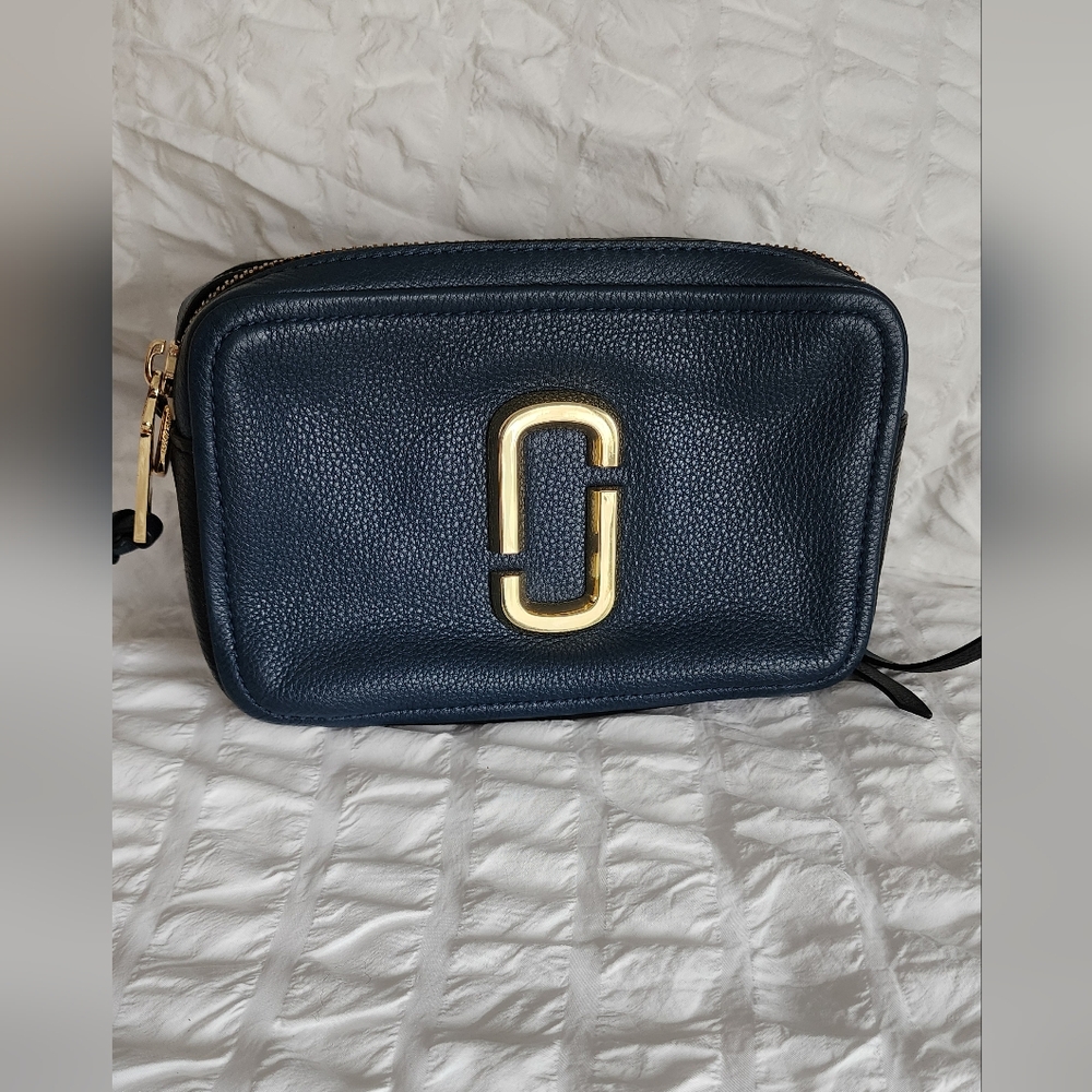 Marc Jacobs Navy and Gold Softshot 21 Crossbody Bag